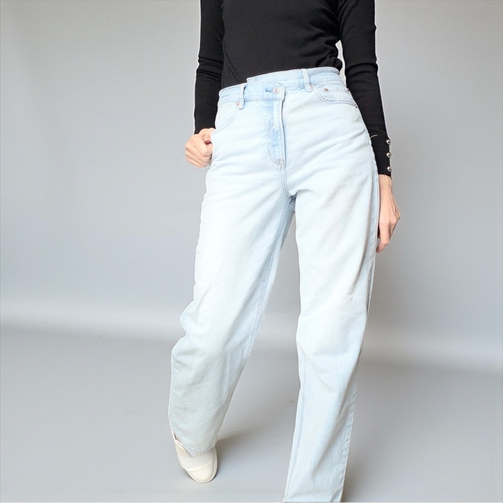 American Eagle Highest Rise Baggy Straight Jeans – Size 4 Short Light Blue